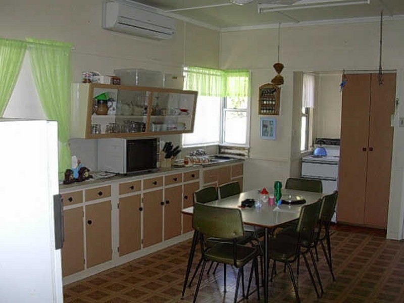 54 PORTER STREET, Gayndah QLD 4625