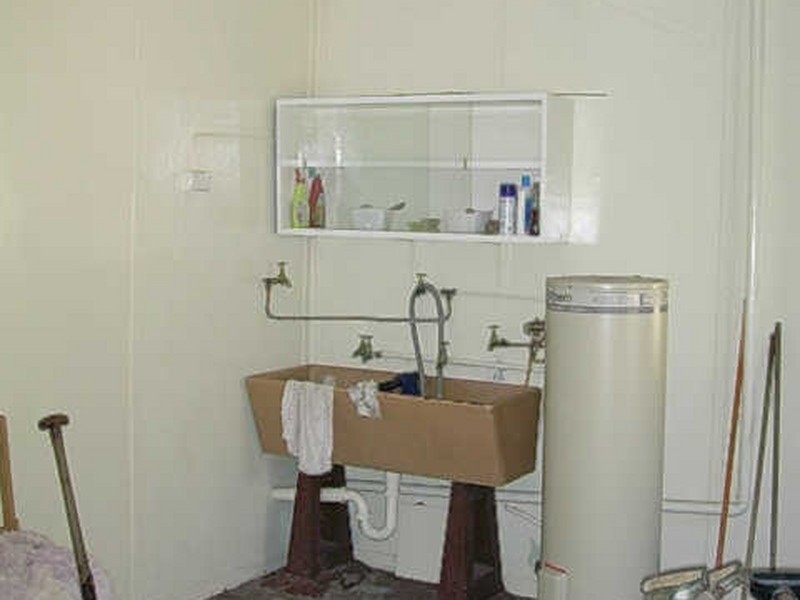 54 PORTER STREET, Gayndah QLD 4625