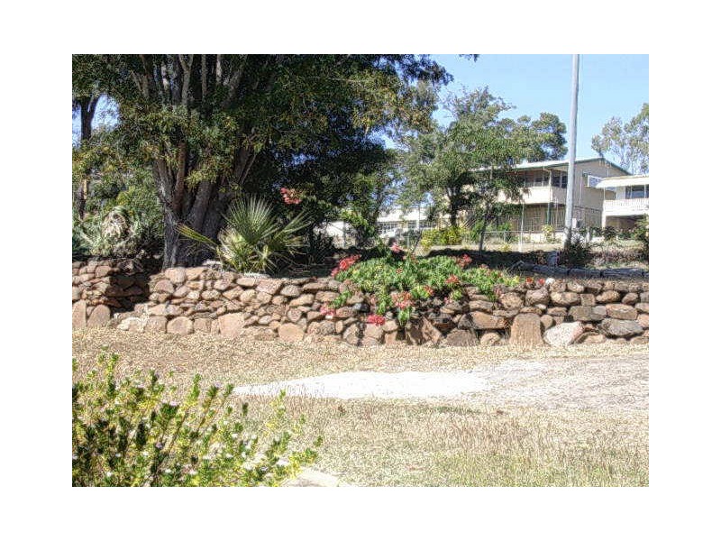 11 EAST MAUD  STREET, Gayndah QLD 4625