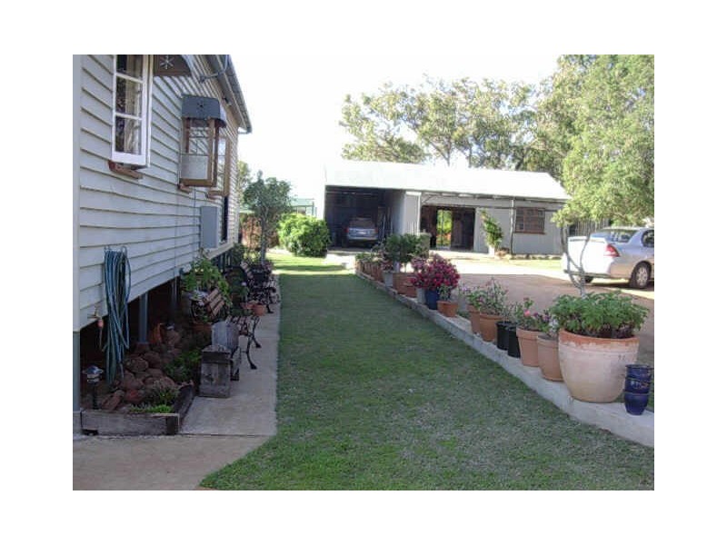 28 SOUTH STREET, Gayndah QLD 4625