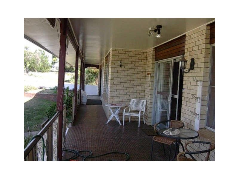 64 Warton Street, Gayndah QLD 4625