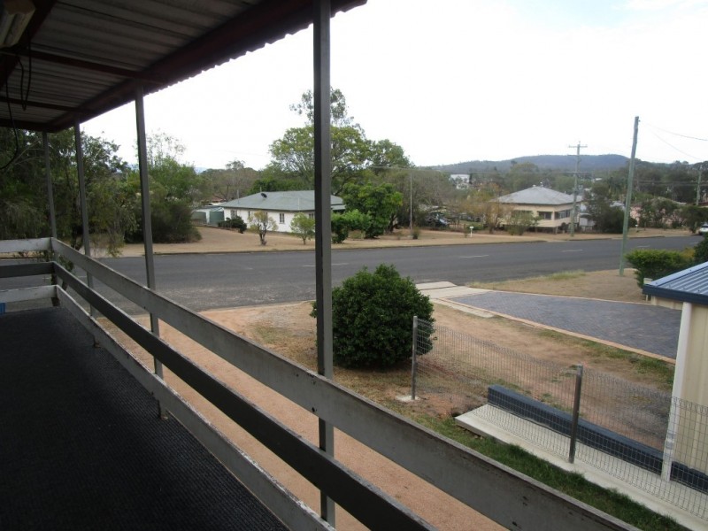 53 Warton Street, Gayndah QLD 4625