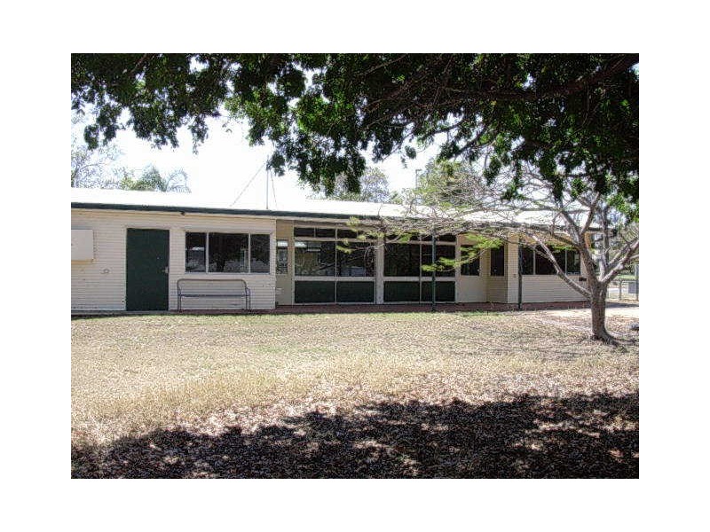 30 Fielding Street, Gayndah QLD 4625