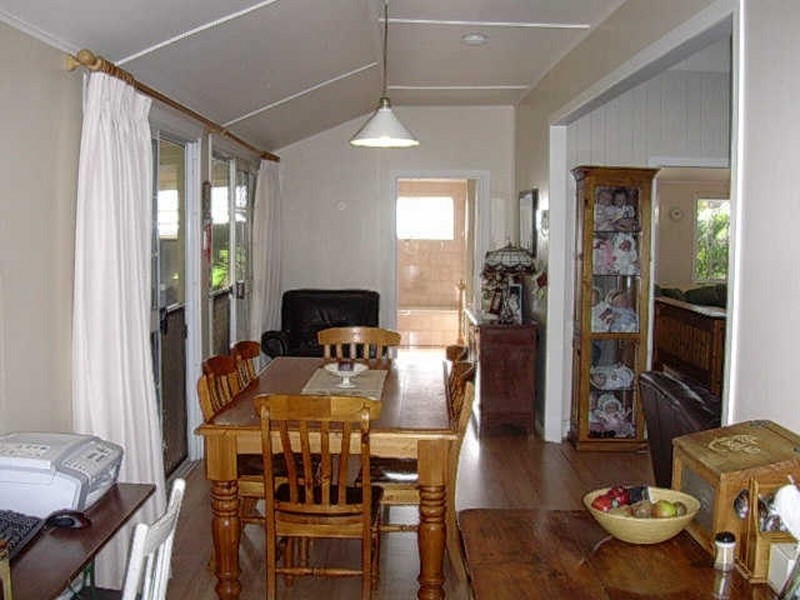 12 Sam Weller Avenue, Gayndah QLD 4625