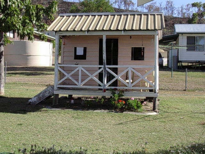 12 Sam Weller Avenue, Gayndah QLD 4625