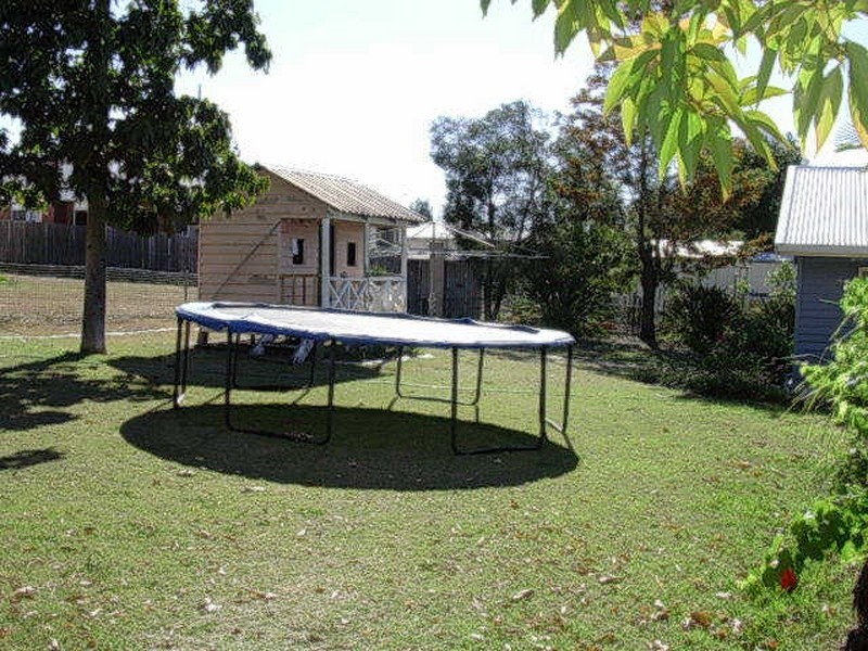 12 Sam Weller Avenue, Gayndah QLD 4625