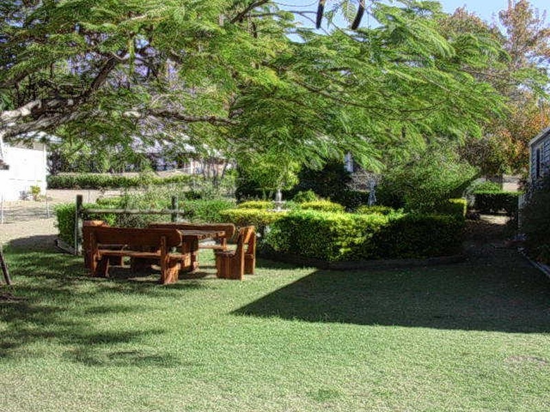 12 Sam Weller Avenue, Gayndah QLD 4625