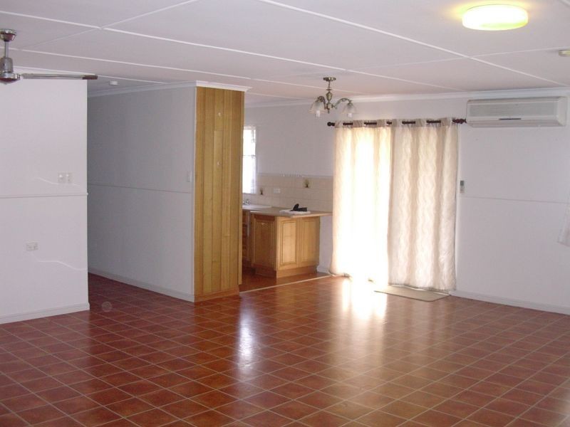 81 Porter Street, Gayndah QLD 4625