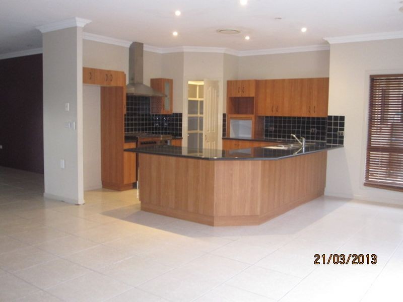 55 Tableland Road, Gayndah QLD 4625