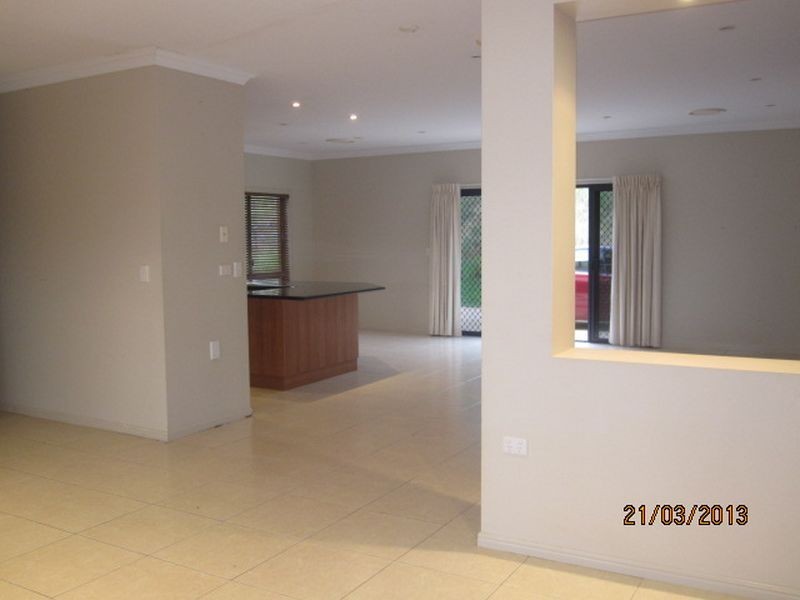 55 Tableland Road, Gayndah QLD 4625