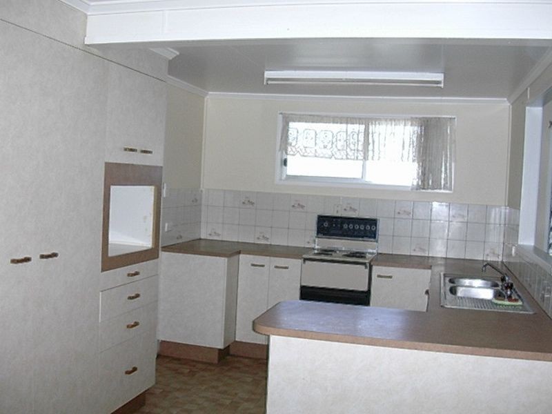 65 Meson Street, Gayndah QLD 4625