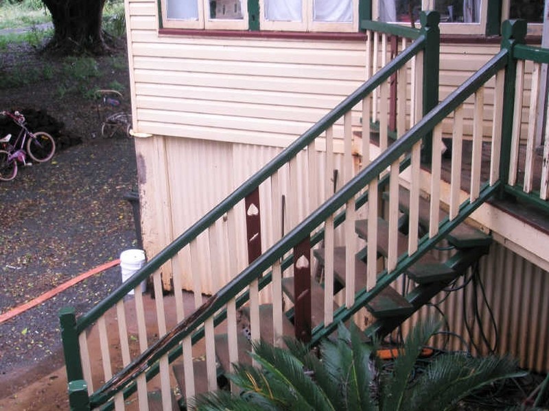 Coalstoun Lakes QLD 4621