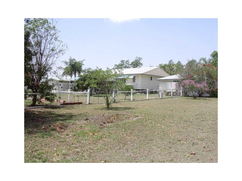 19697 Burnett Highway, Mundubbera QLD 4626