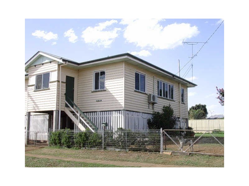 29 Burnett Terrace, Mundubbera QLD 4626