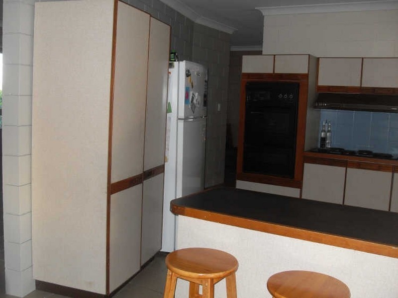 9 Langs Road, Gayndah QLD 4625