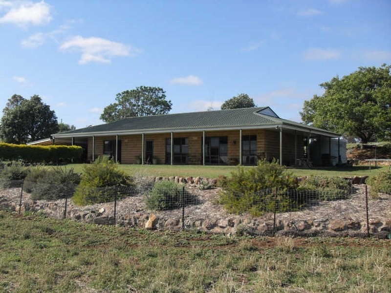 9 Langs Road, Gayndah QLD 4625