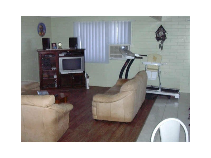 1 KENT STREET, Biggenden QLD 4621