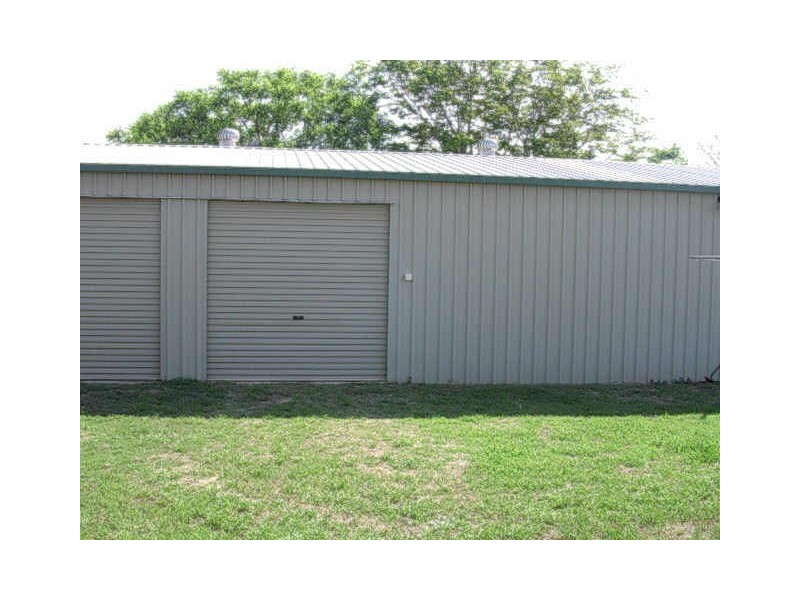 1 KENT STREET, Biggenden QLD 4621