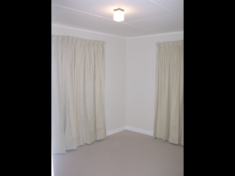 8 Carey Street, Gayndah QLD 4625