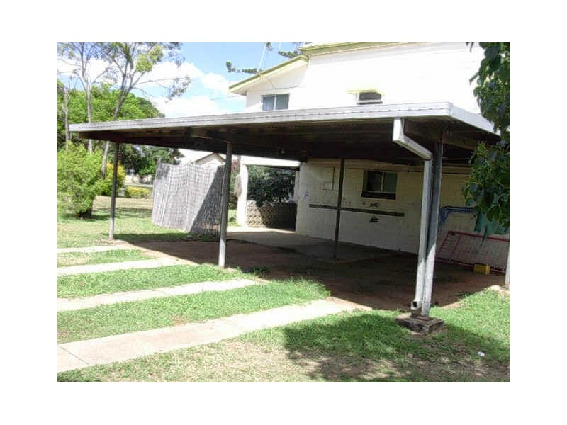 90-92 CAPPER STREET, Gayndah QLD 4625