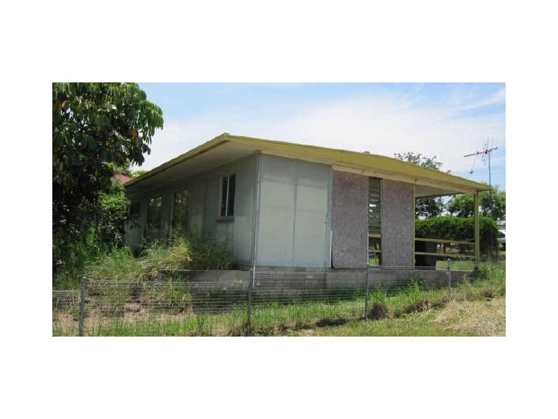 7 STATION STREET, Gayndah QLD 4625