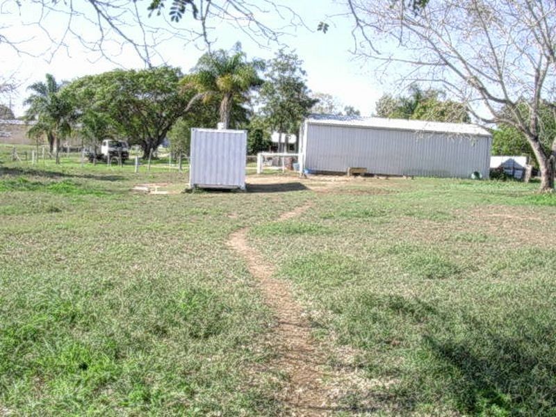 8 Boyd Road, Gayndah QLD 4625