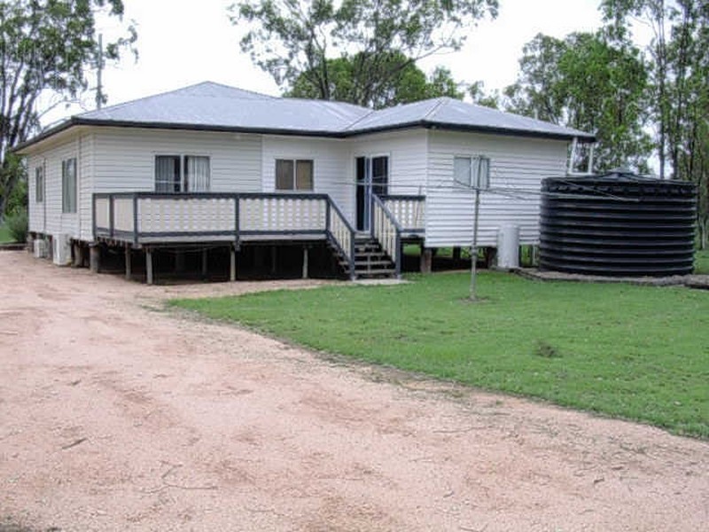 65 Spencer Street, Gayndah QLD 4625
