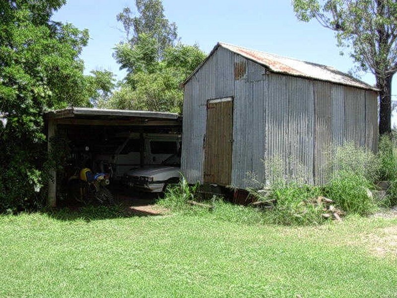 27 MAIN STREET, Coalstoun Lakes QLD 4621