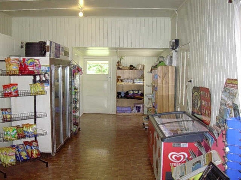 27 MAIN STREET, Coalstoun Lakes QLD 4621