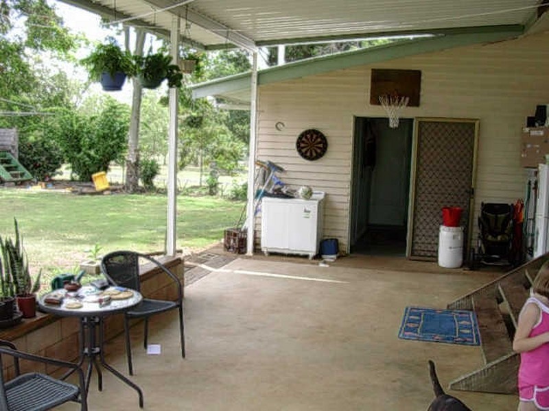 31 Maud Street, Gayndah QLD 4625