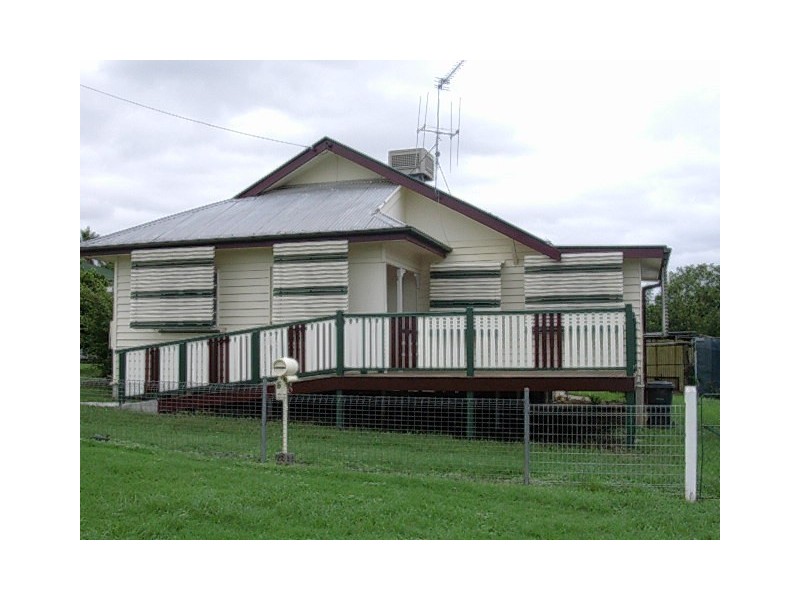 6 Meyer Street, Gayndah QLD 4625