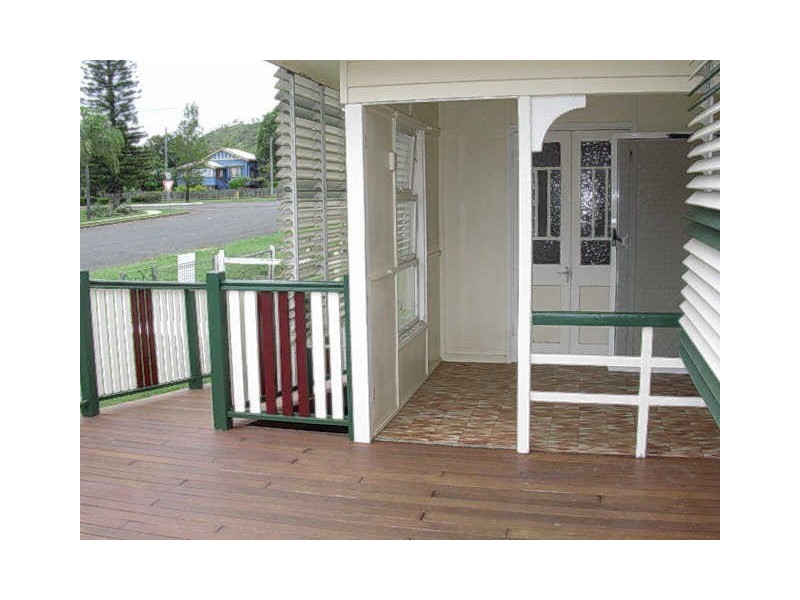 6 Meyer Street, Gayndah QLD 4625