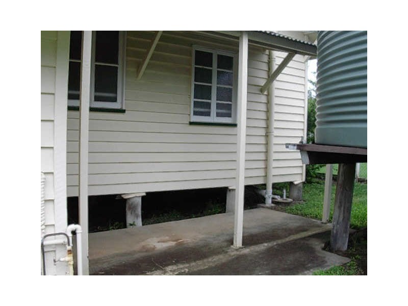 6 Meyer Street, Gayndah QLD 4625