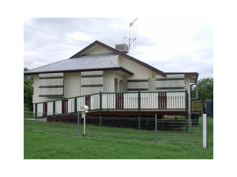 6 Meyer Street, Gayndah QLD 4625