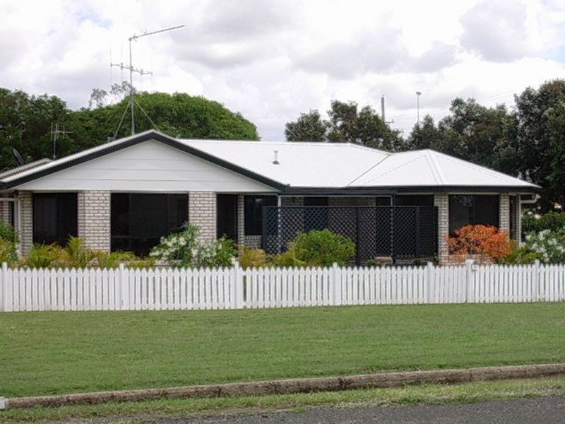 50 Barrow Street, Gayndah QLD 4625
