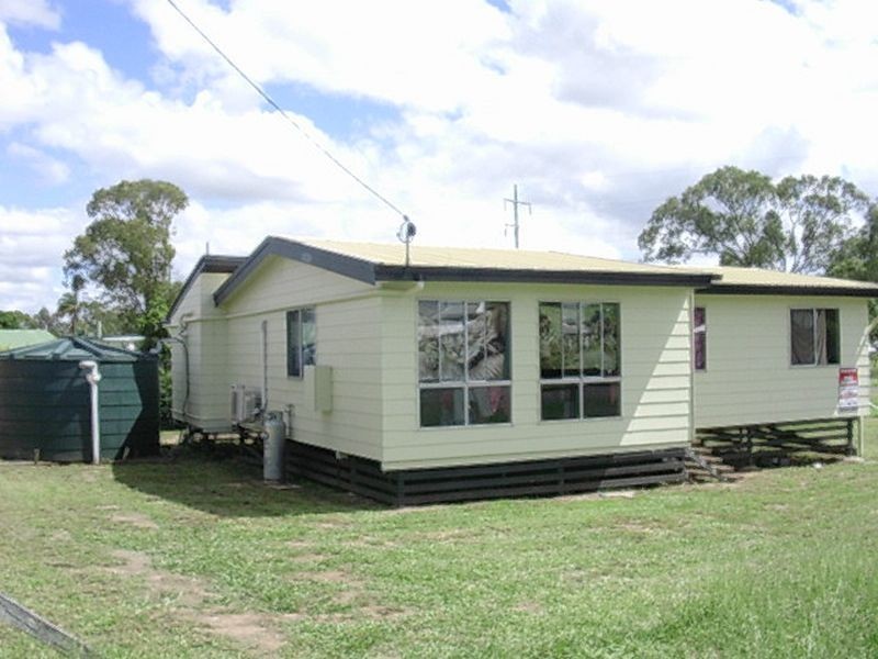 1 Arthur Street, Gayndah QLD 4625