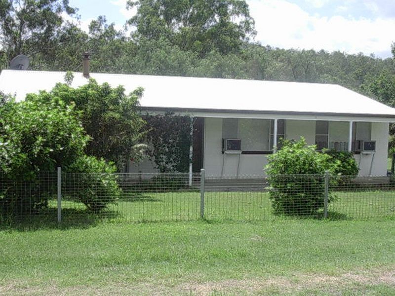 11 Donelly Street, Mount Perry QLD 4671