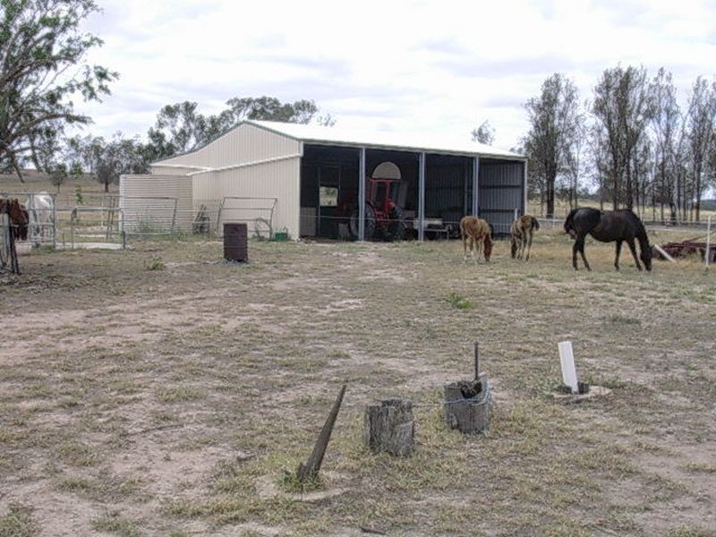 32 Kerwee Road, Eidsvold QLD 4627