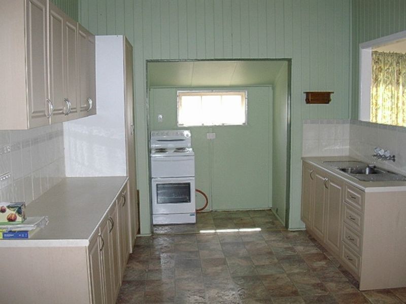 3 Tony Lutvey Avenue, Gayndah QLD 4625