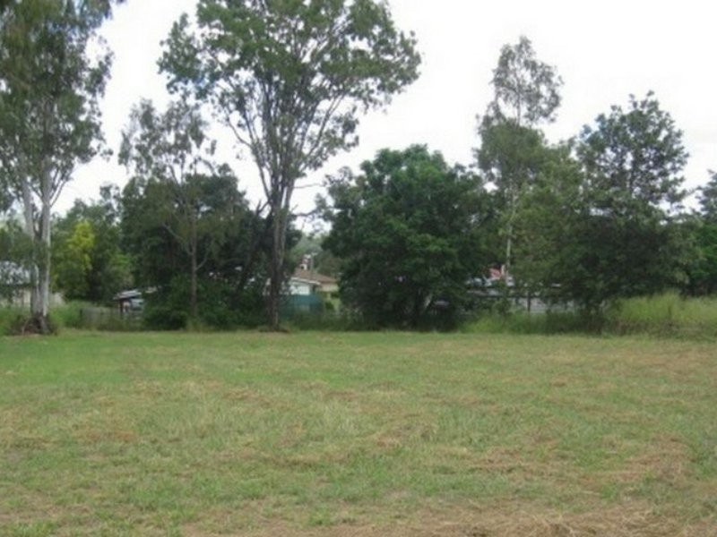 12 Carey Street, Gayndah QLD 4625