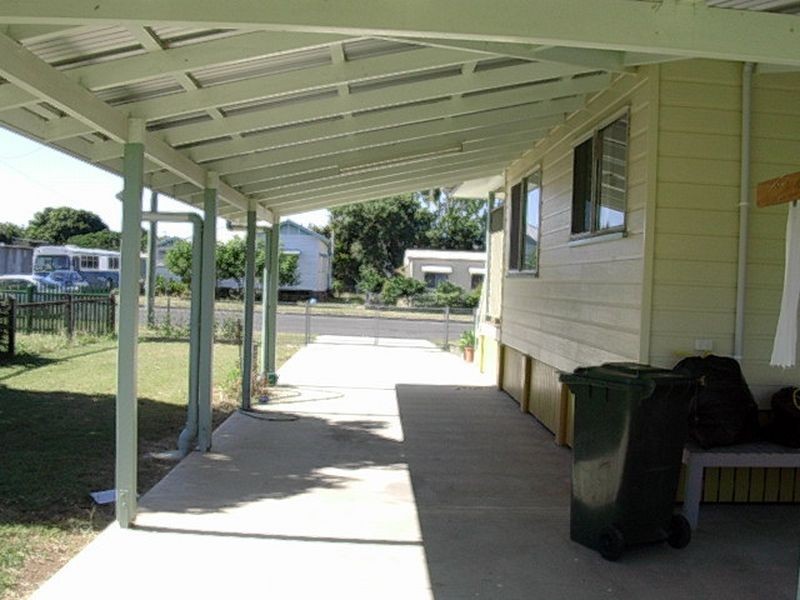 26 Barrow Street, Gayndah QLD 4625