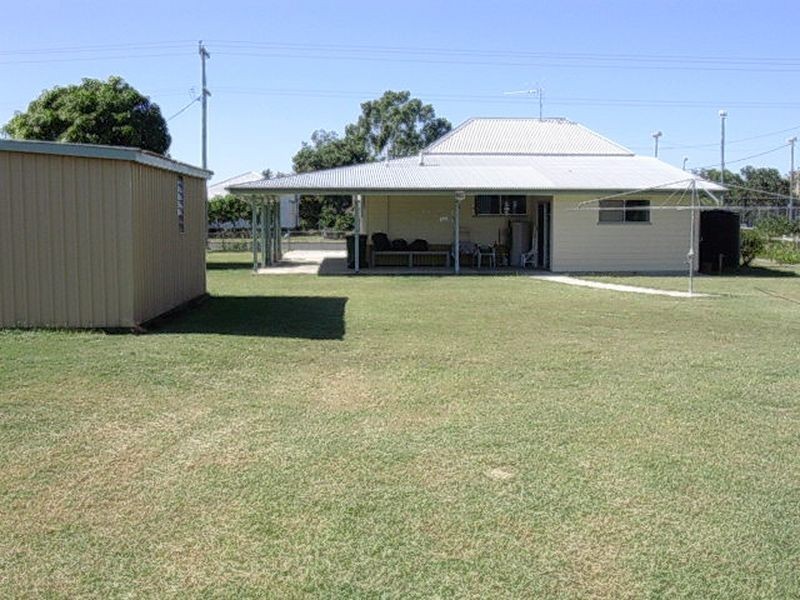 26 Barrow Street, Gayndah QLD 4625
