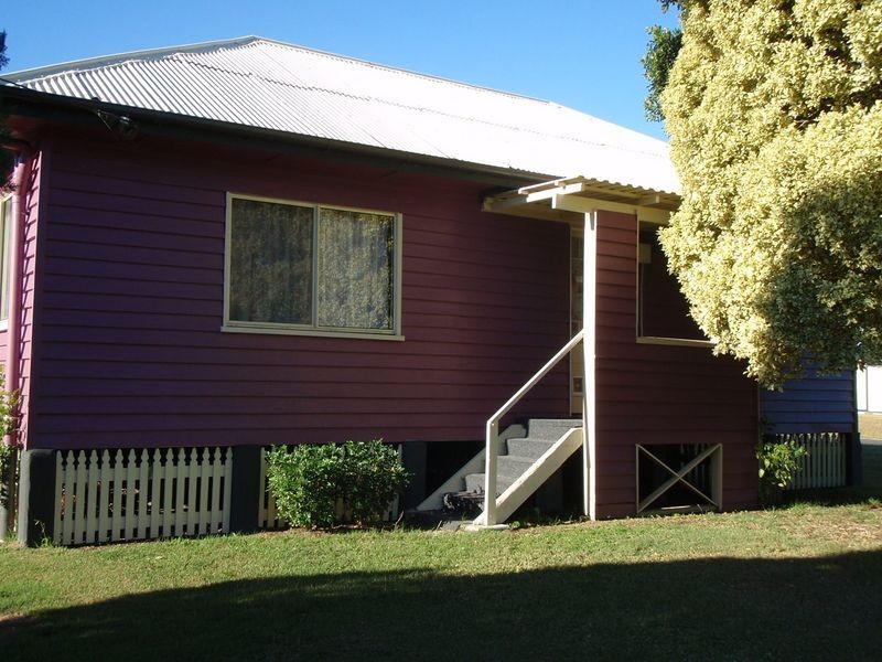 25 Boyd Street, Gayndah QLD 4625