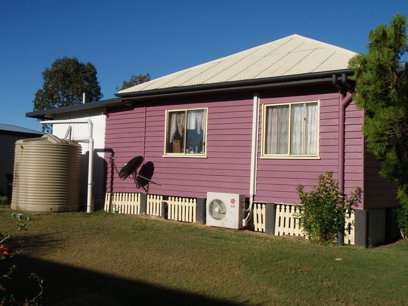 25 Boyd Street, Gayndah QLD 4625