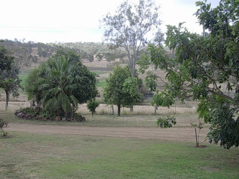 8276 Burnett Highway, Tansey QLD 4601