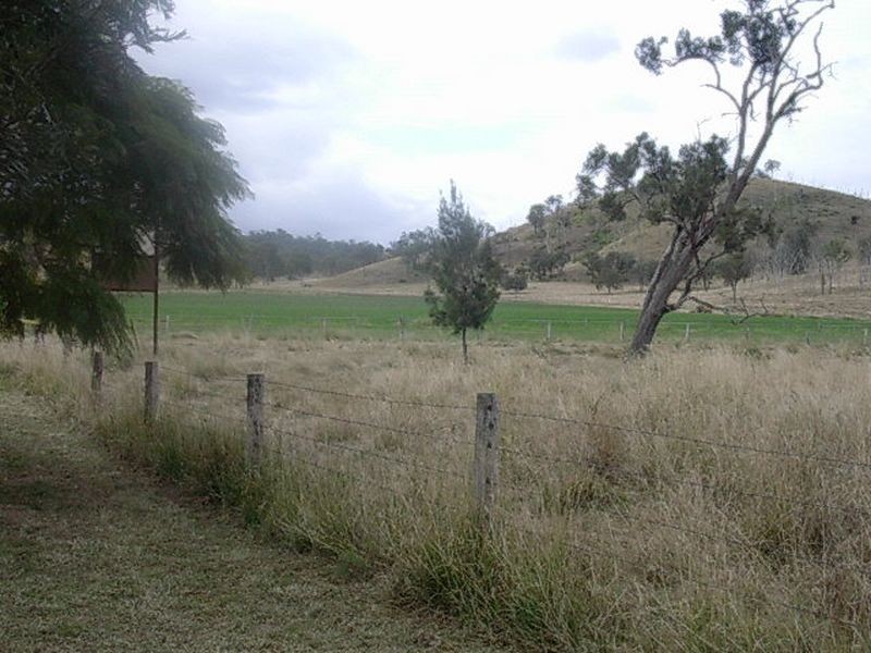 8276 Burnett Highway, Tansey QLD 4601