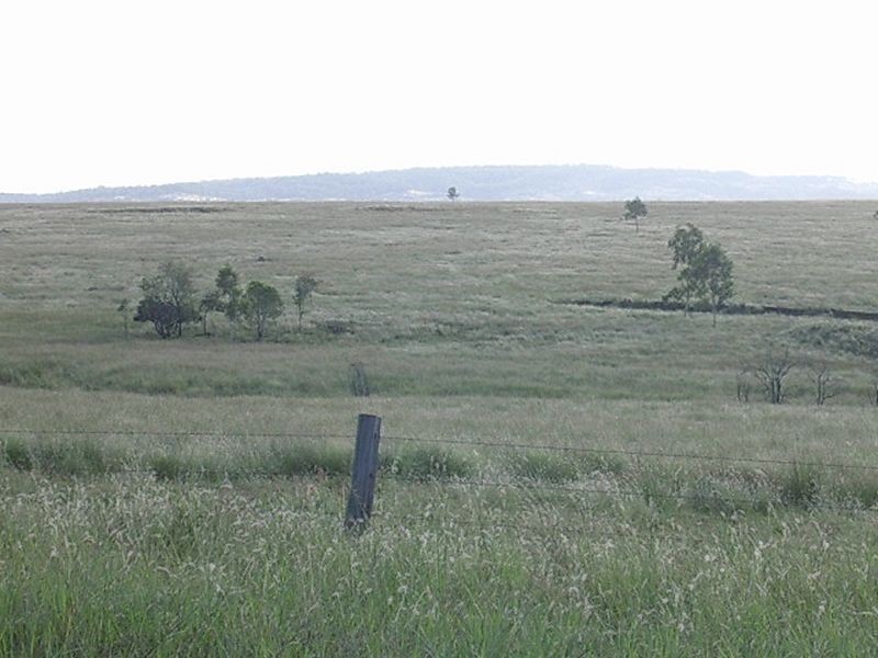 Huths Road, Gayndah QLD 4625