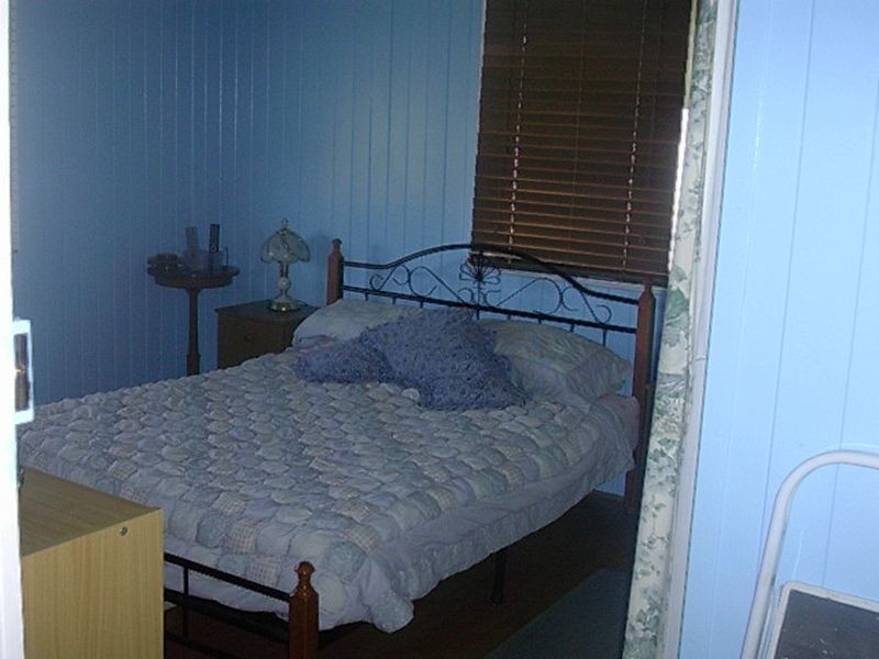 235 Wilson Valley Road, Coalstoun Lakes QLD 4621