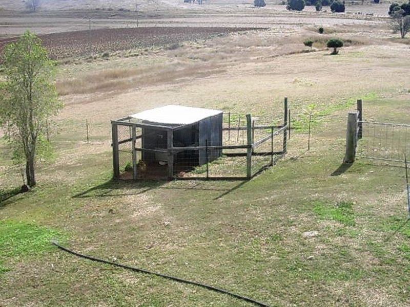 235 Wilson Valley Road, Coalstoun Lakes QLD 4621