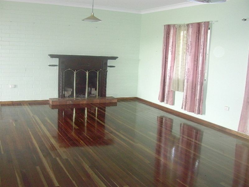 5 East Maud Street, Gayndah QLD 4625